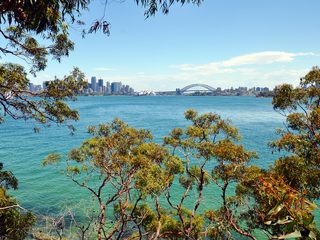 20210211233200-Sydney Harbor National Park with sydney bridge.jpg